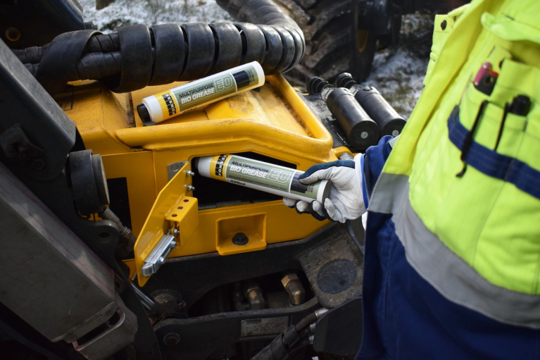 15418_767x511 Saw Lubrication