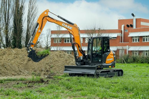 SACH2552_edit2.jpg_ico500 E-Series Midi